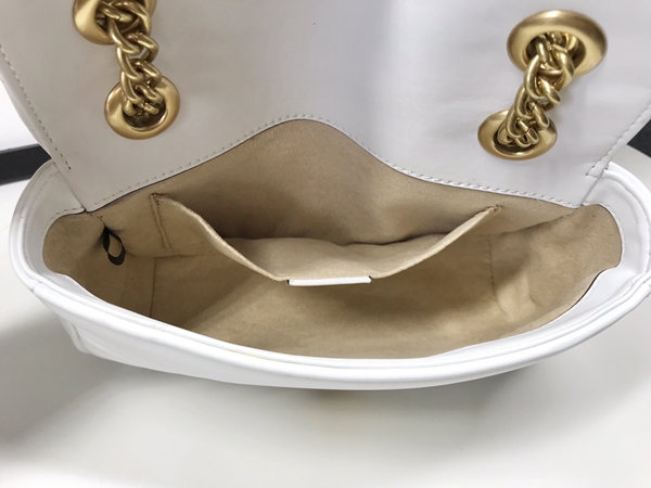 激安グッチバッグコピー着用イメージ